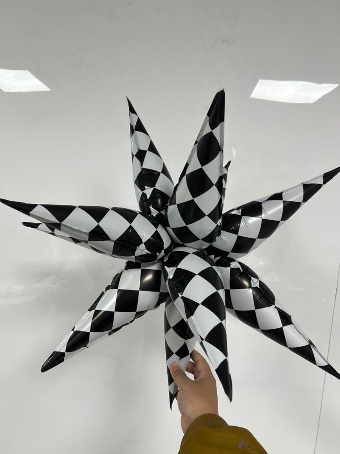 3pcs 26inch 3D Black White Explosion Star foil Balloon,Black White Foil Cone Starburst Balloons for Birthday Wedding New Year Party Event