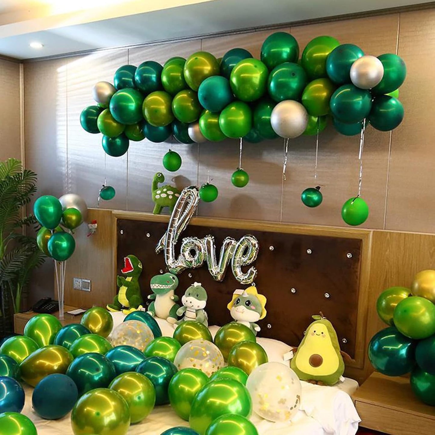 Chrome Green Balloons 12 Inch, Double Stuffed Metallic Light Green Balloons, Shiny Thick Chrome Metallic Balloon Latex Helium Balloon for Birthday Wedding Party Decoration Supplies