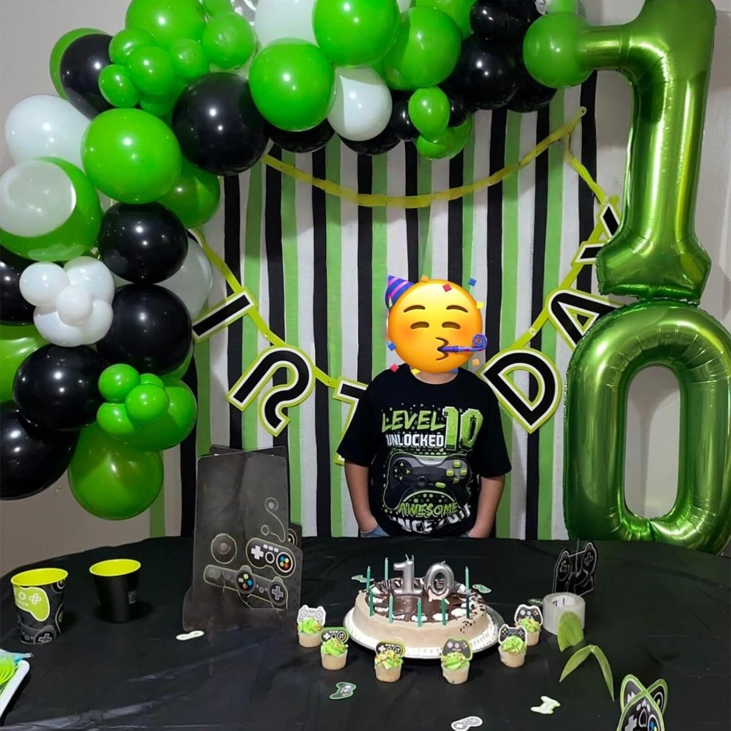 Green 4 Balloons, 40 Inch Large Foil Number Balloons Set 0-9, Self Inflate Digital 4 Helium Balloon for Boys Girls Men Women Jungle Birthday Anniversary Party Decorations Photo Shoot Supplies
