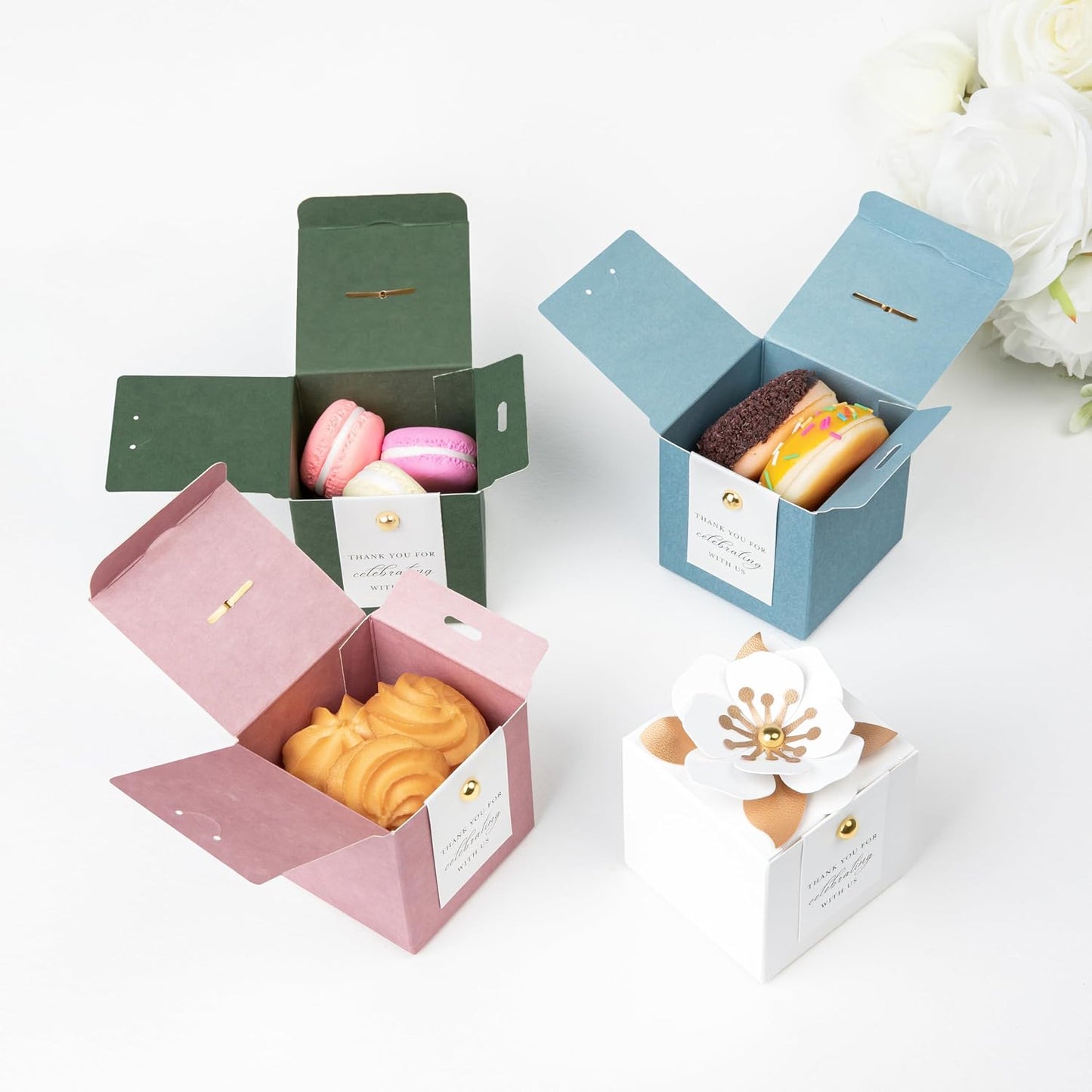 FEIYI 20 PCS Candy Boxes, 3 In 1 Olive Green Favor Boxes with Floral Decor, White Thank You Tags Gift wrapping for Wedding Birthday Baby Shower Decorations Party -2.55x2.55x2.55''