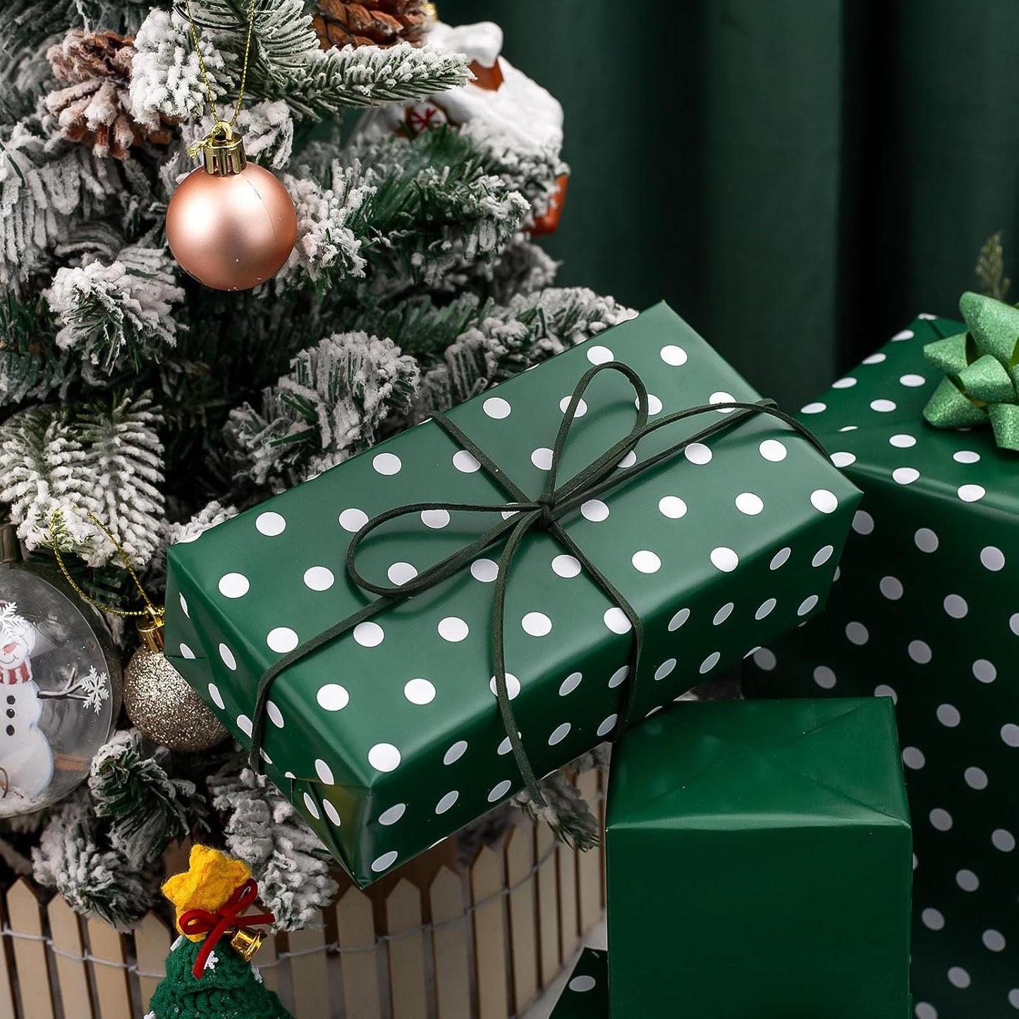 Flyhill Green Wrapping Paper Roll,Reversible Gift Wrap Paper with Polka Dot Design for Birthday,Christmas,Holiday,Party(17 Inch X 32.8 Feet)