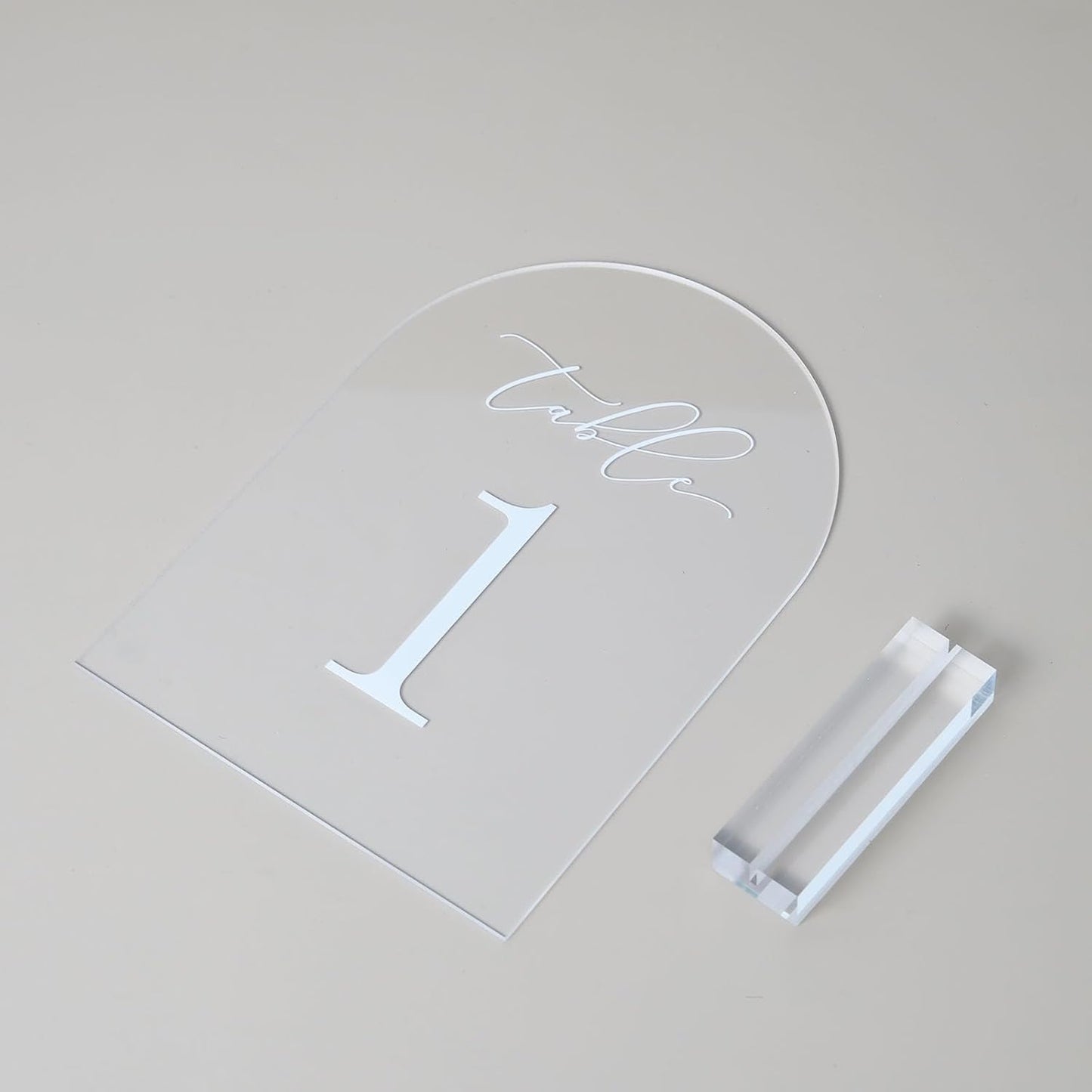 JINMURY Clear Arch Table Numbers for Wedding, 5x7 Inch Arched Acrylic Table Numbers 1-15 with Stands, Clear Acrylic Arch Sign with Holder for Centerpiece, Reception, Wedding, Party, Event