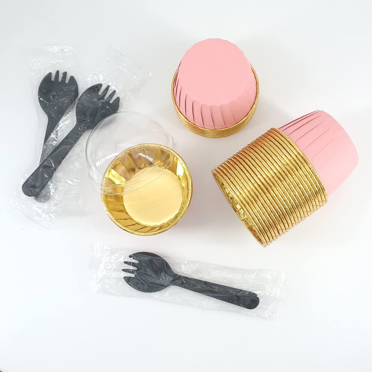 Cupcake Liners for Baking 100Pack,Free-Air 3.5Oz Foil Baking Cups with Dome Lids,Disposable Muffin Tins Muffin Cups for Wedding Birthday Party, with Spoons-Pink in gold