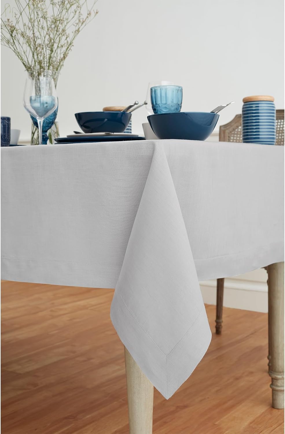 Solino Home Linen Tablecloth 60 x 90 Inch - 100% Pure Linen Silver Cloud Table Cloth for Rectangle Tables - Fete, Machine Washable Tablecloth for Fall, Autumn, Thanksgiving