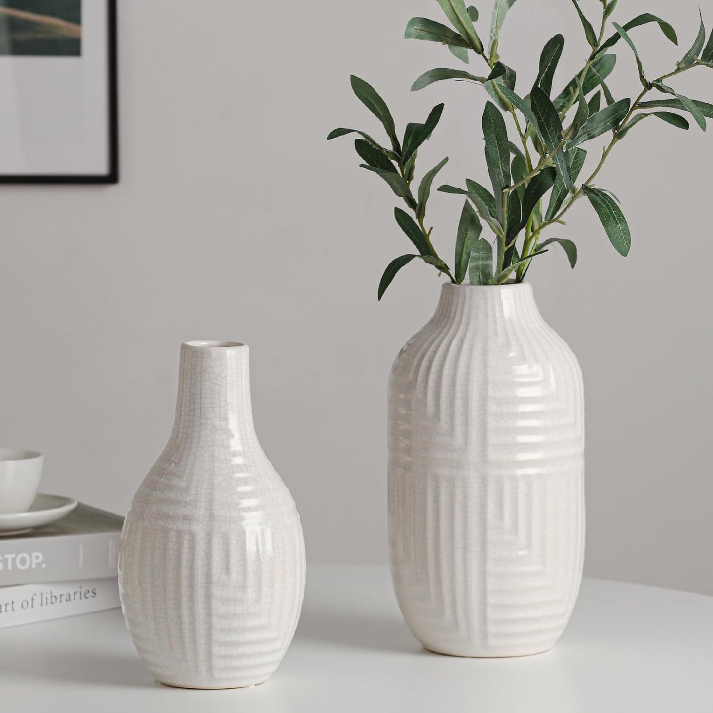 hjn hjn White Vase -Ceramic Vase for Home Decor, Modern Decor Vases for Living Room/Bookshelf/Mantel/Home Decor Accents - 9.4" H