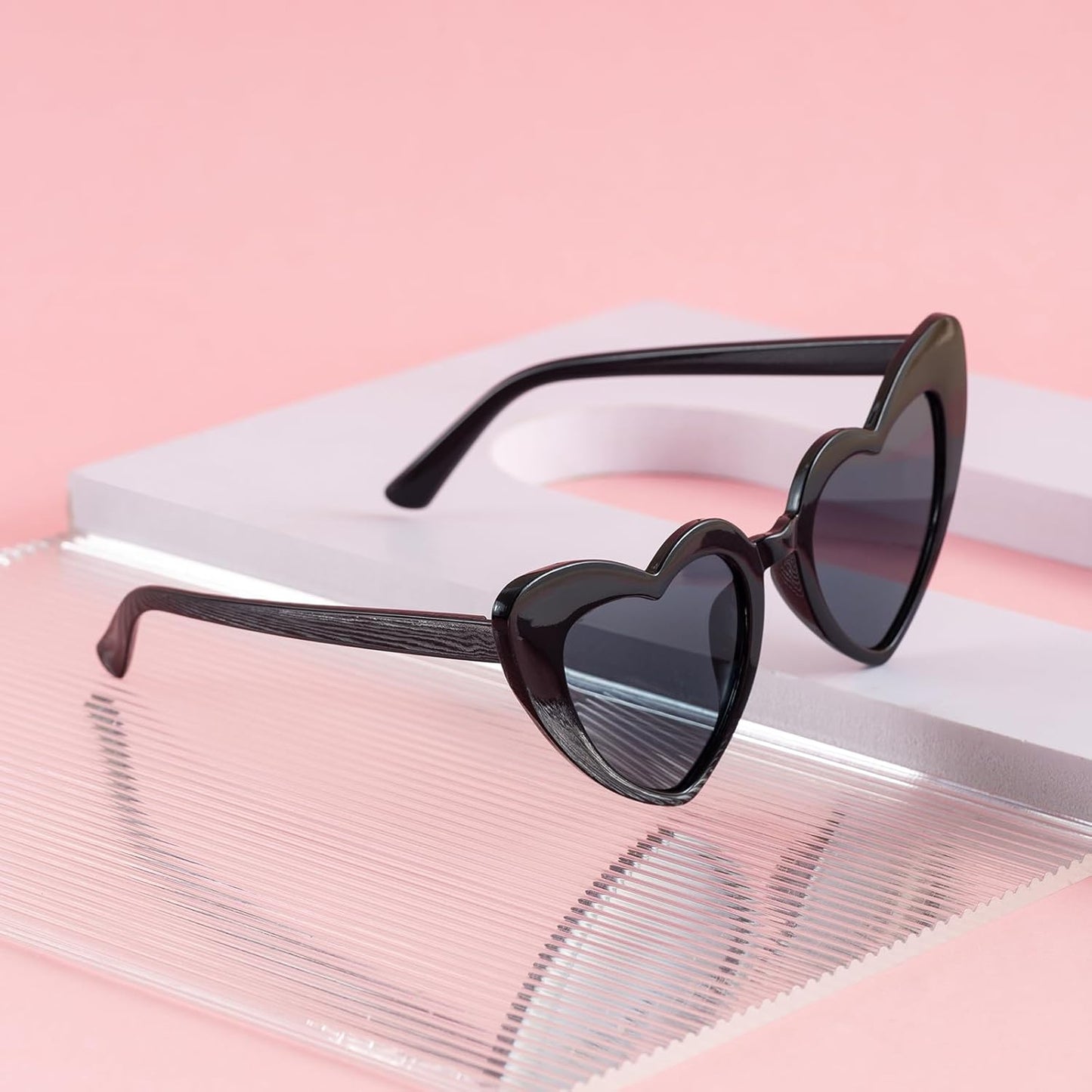 Bachelorette Party Favor Sunglasses 6 Pack,Retro Cat Eye Heart Sunglasses for Women,Bridesmaid Proposal Gifts