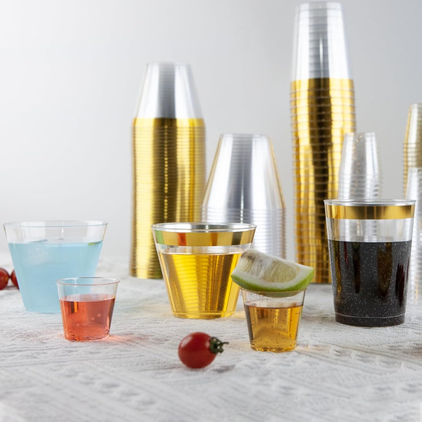 200 Counts 9 OZ. Clear Hard Plastic Cups - Old Fashioned Party Tumblers, 9 Ounce Squat Cups for Party