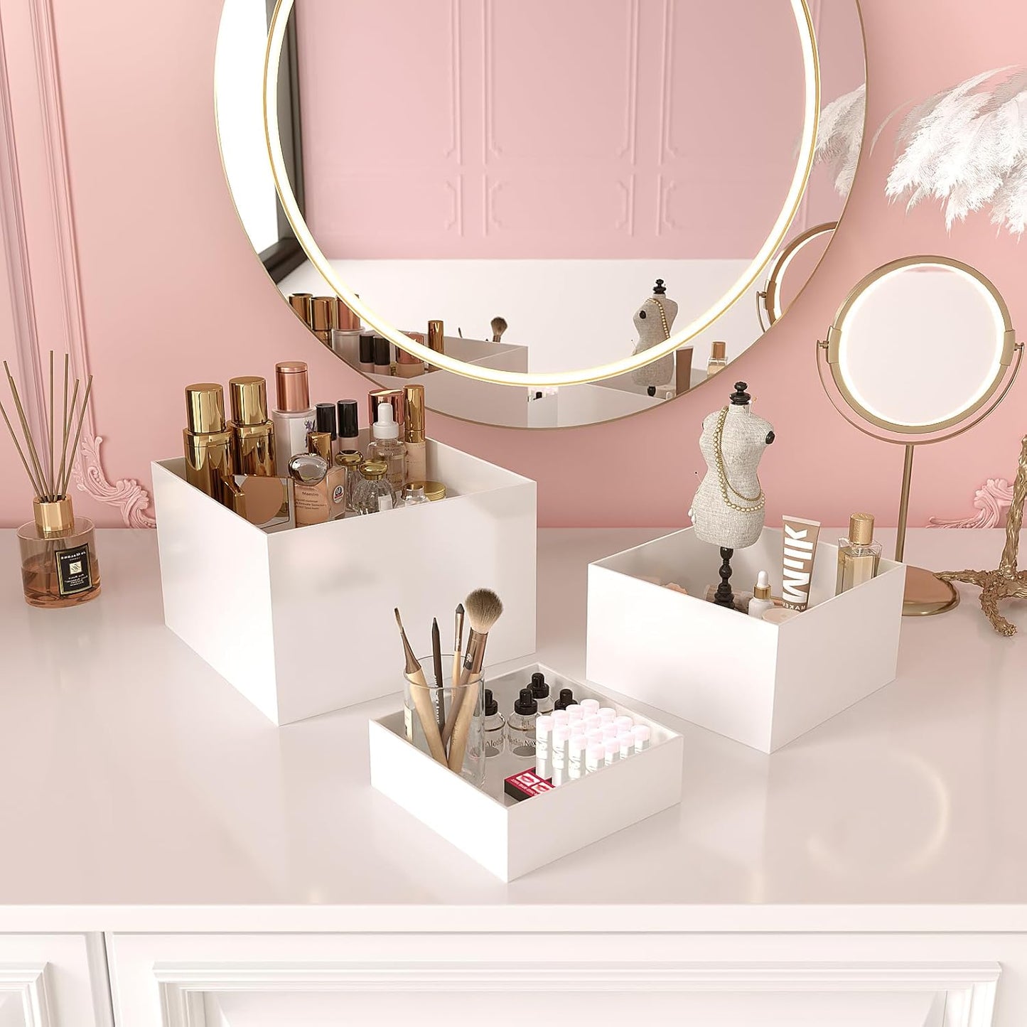 PecMuikee Buffet Risers, Food Risers for Buffet Table, Display Stand Shelf for Catering Dessert Collectibles Jewelry Figures Show, Acrylic Cube Display Nesting Risers with Hollow Bottoms 3PCS