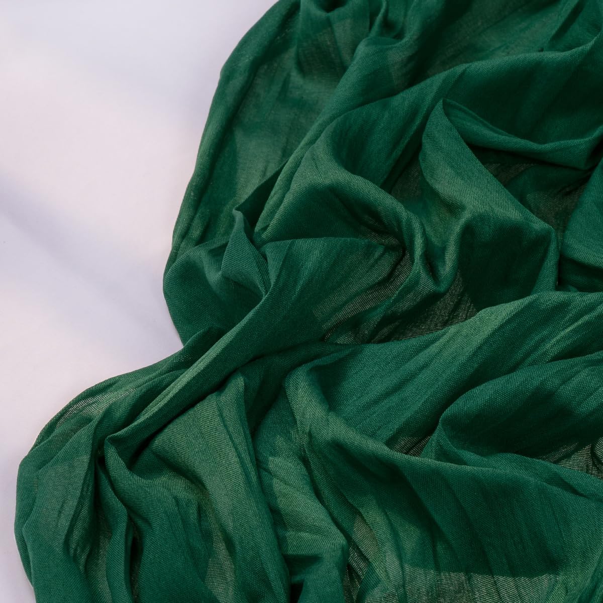 Emerald Green Cheesecloth Table Runner 10 Pack Fall Table Runners Boho Gauze 120 Inches Green Cheese Cloth Fall Table Decorations for Thanksgiving Wedding Bridal Baby Shower Tea Party