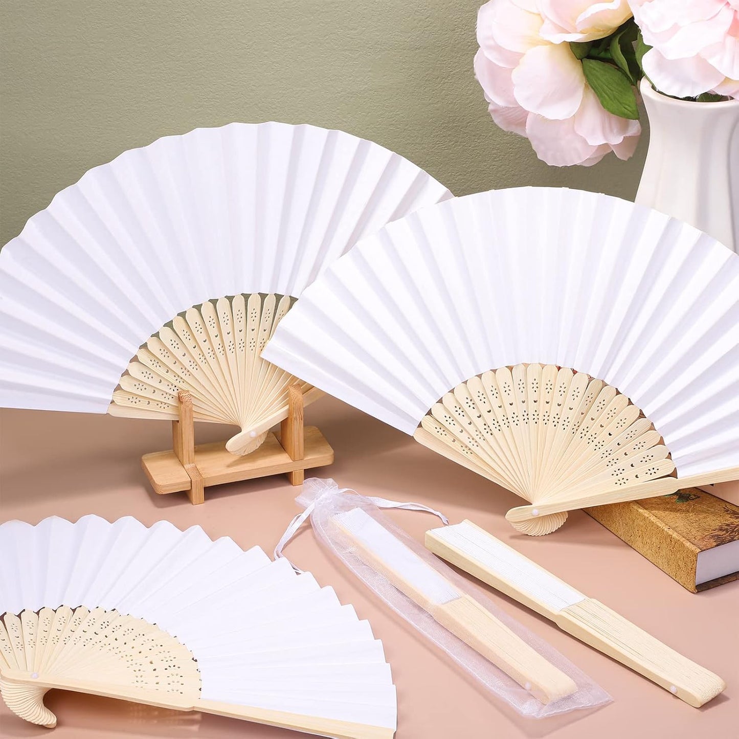 MCEAST 80 Pieces White Folding Paper Fans Wedding Fans Handheld Paper Fan White Bamboo Hand Fan Foldable Cool Favors with 80 Organza Bag for DIY Decor Wedding Party Favors Summer Guest