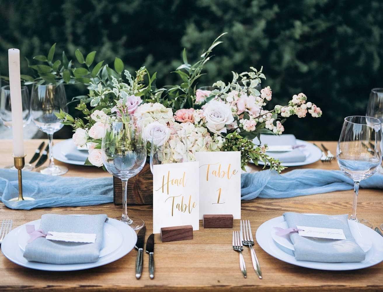 UNIQOOO 20 Pack Place Card Holders | Rustic Walnut Wood Escort Cards Display Stands | Table Number Sign and Photo Stand | Perfect for Retail Shop, Cafe, Home, Wedding, Dinner Party Events Decoration