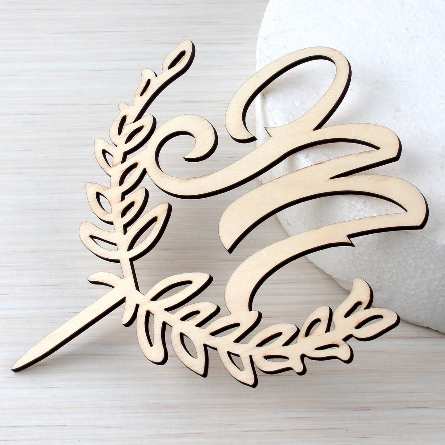 LINGTEER Personalized Inital Letter M Wooden Cake Topper Perfect for Birthday Rustic Wedding Anniversary Party Keepsake Decoration