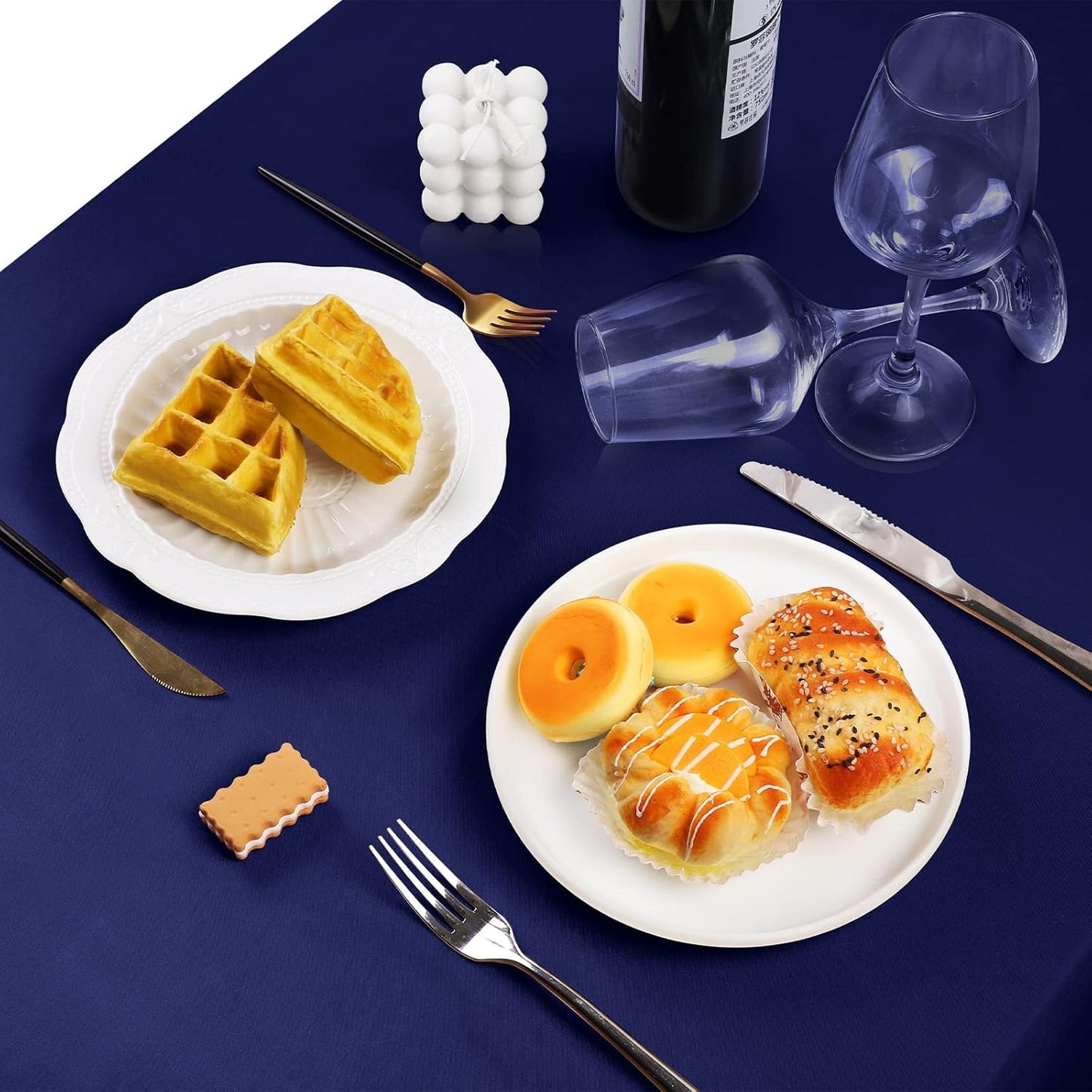 TURSTIN 4 Packs Satin Tablecloth 102 x 58 Inch Overlay Satin Table Cover Rectangle Bright Silk Tablecloth Smooth Fabric Table Decoration for Wedding Banquet Party Events, Navy Blue