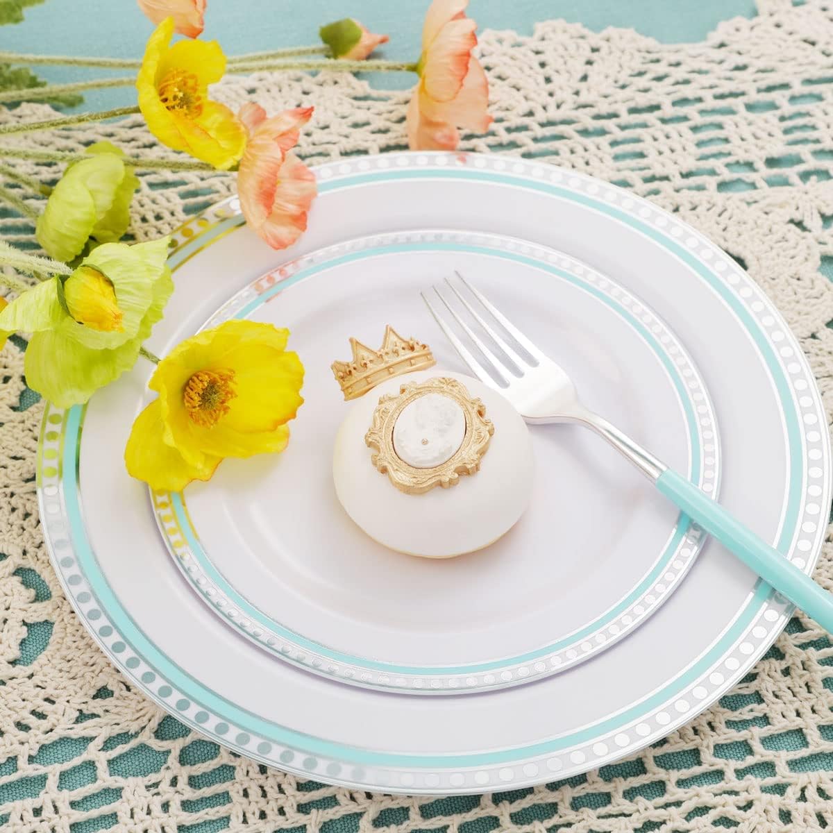 COLOSUS 125pcs Disposable Silver Blue Plastic Plates and Silverware .Light baby blue dinnerware party set include 25 Dinner Plate 25 Dessert Plate 75 silverware for Easter day Party Dinner