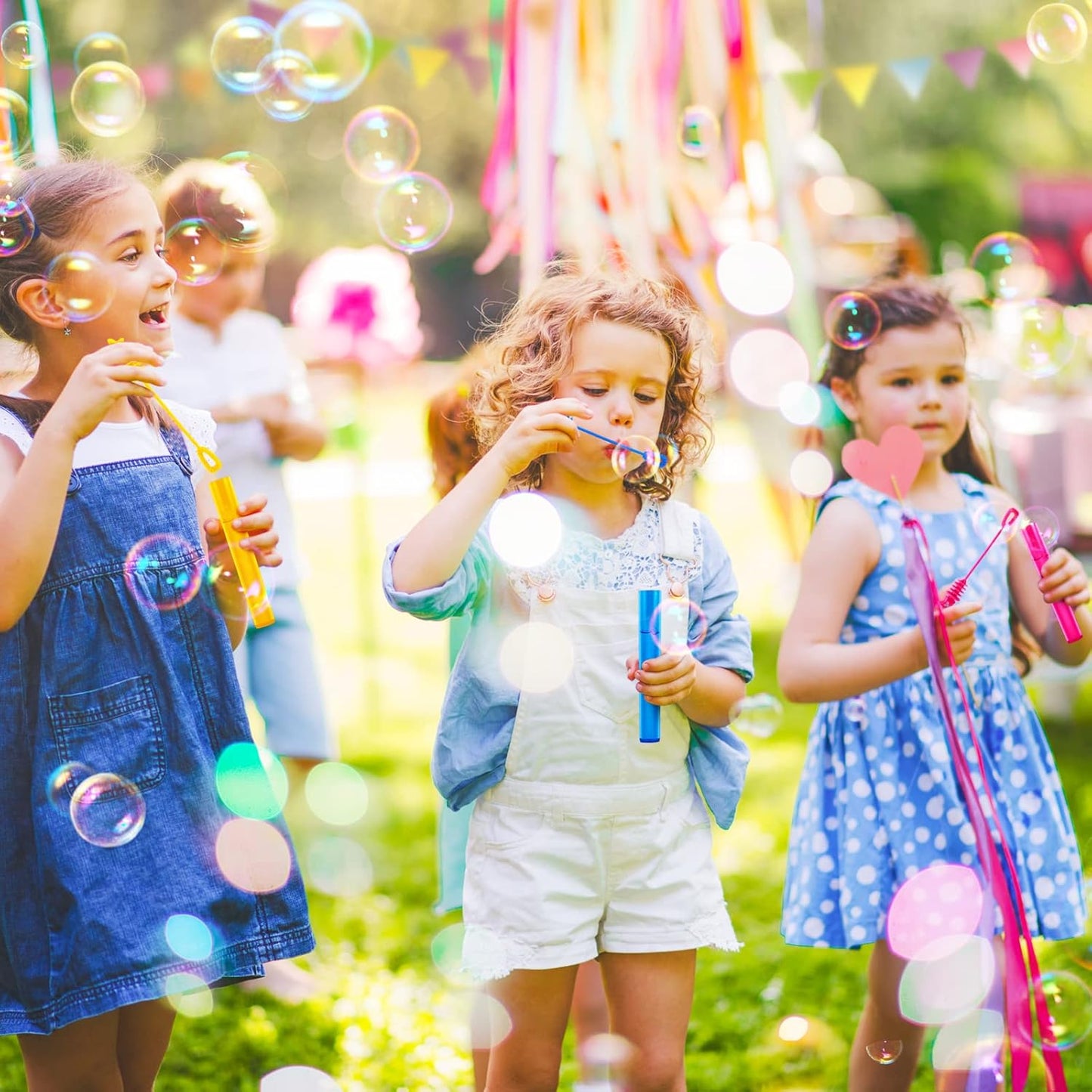 Letapapa Bubble Wand, 400 Pcs Mini Bubble Wands Bulk in 10 Colors, Bubble Easter Halloween Party Favors for Kids, Summer Toys, Indoor Outdoor Activity, Themed Birthday, Wedding, for Girls & Boys