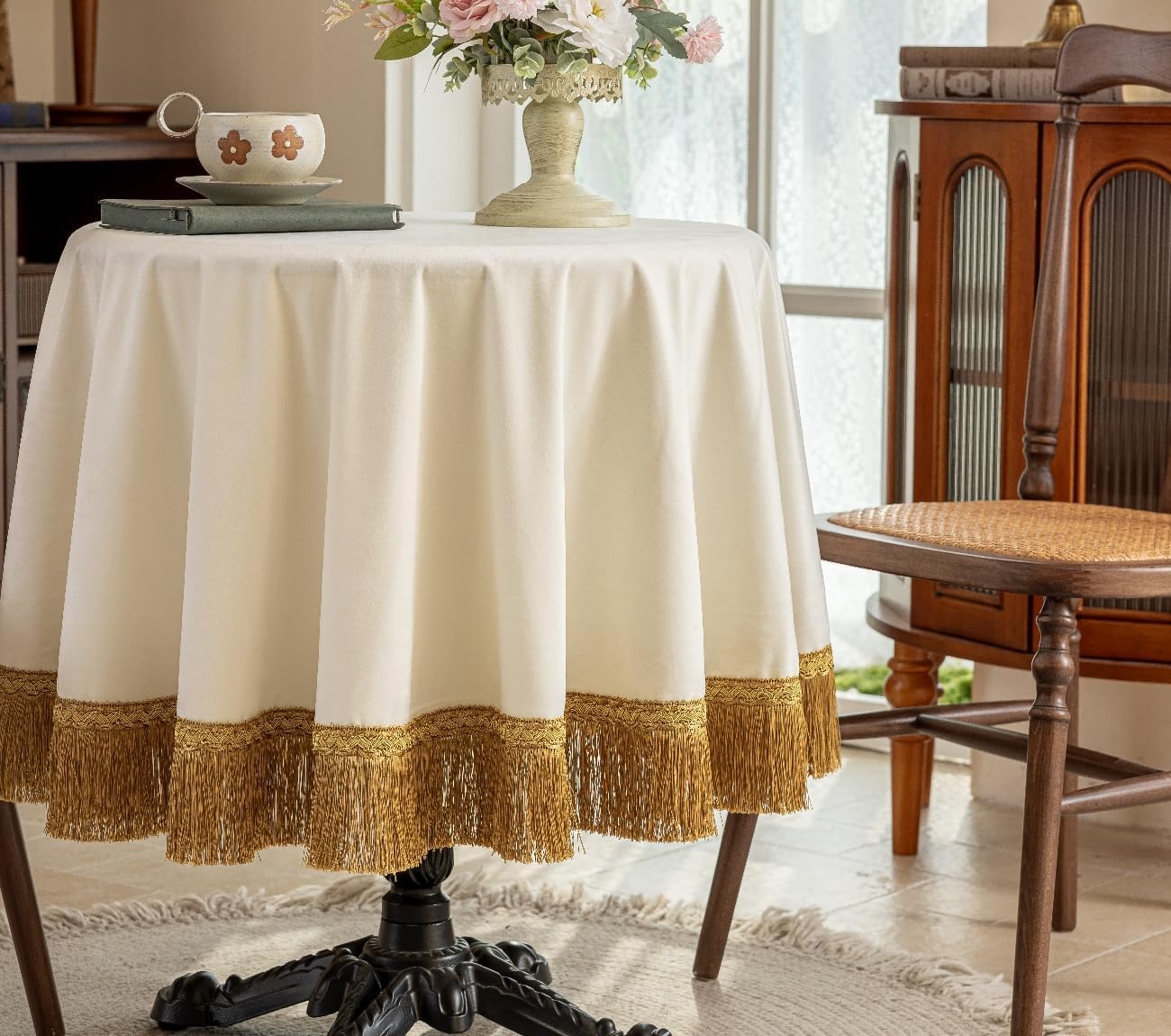 F-CHU White Tablecloth Thickset Velvet Tablecloth with Beautiful Gold Tassels Vintage Table Cloth for Home Decor Wedding, Party, Banquet and Events 70" Round