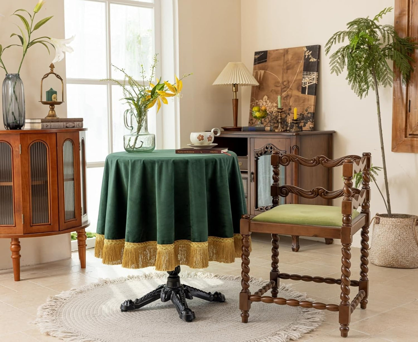 F-CHU Luxury Green Tablecloth Thickset Velvet Tablecloth with Beautiful Gold Tassels Vintage Table Cloth for Home Decor Wedding, Party, Banquet and Events 48" Round