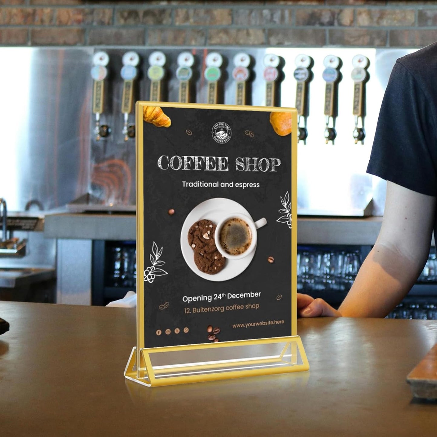 Acrylic Gold Sign Holders 5x7, 12 Pack Wedding Gold Table Number Holders, Double Sided Photo Display Picture Frame Paper Stand, Clear Flyer Stand Menu Holder for Wedding, Home, Party, Restaurant