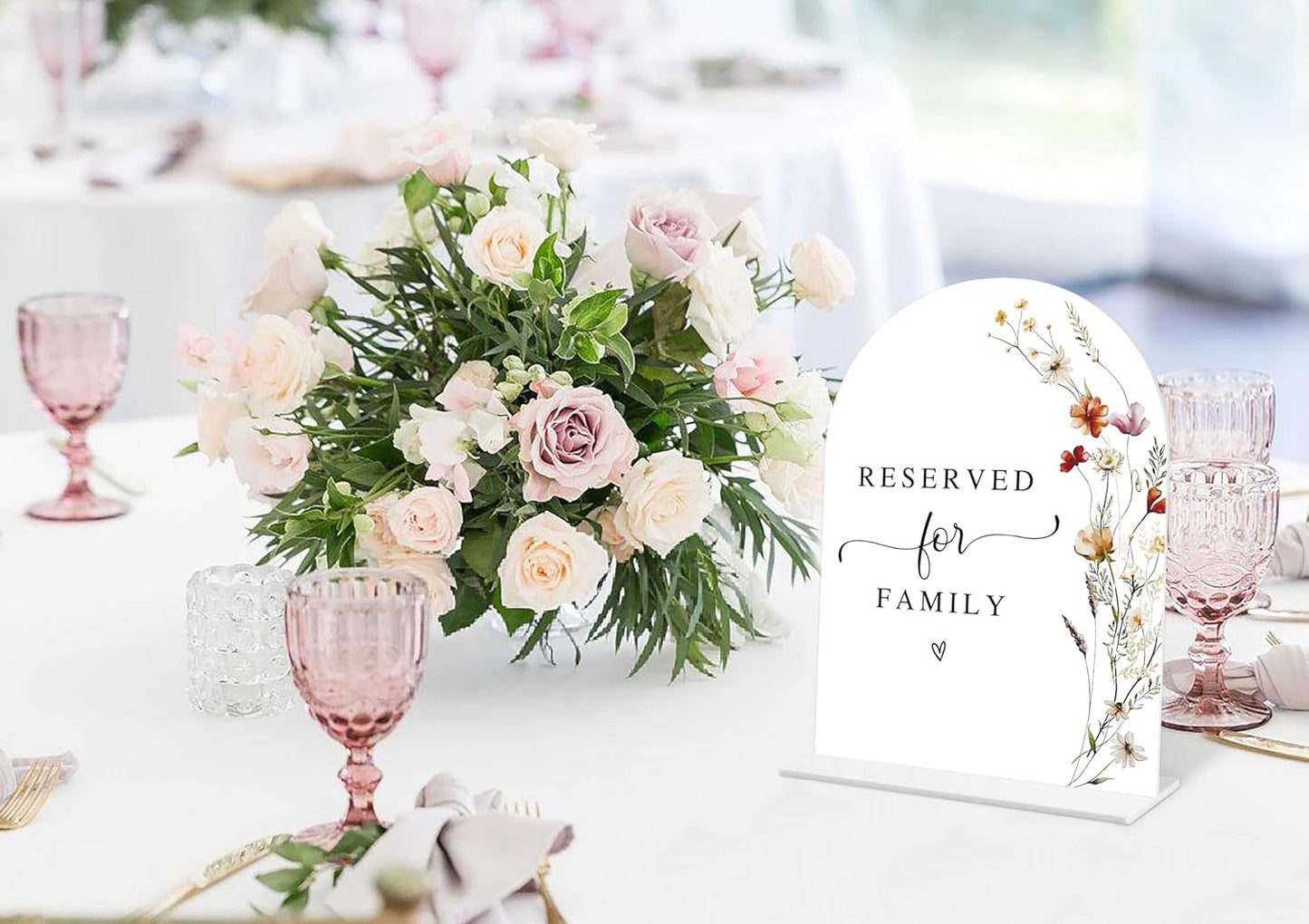 Boho Floral Reserved for Family Sign, 6 x 8 Inch White Arch Acrylic Wedding Sign with Holder, Wedding Sign for Ceremony and Reception, Wedding Decoration, Wedding Supplies - BX19