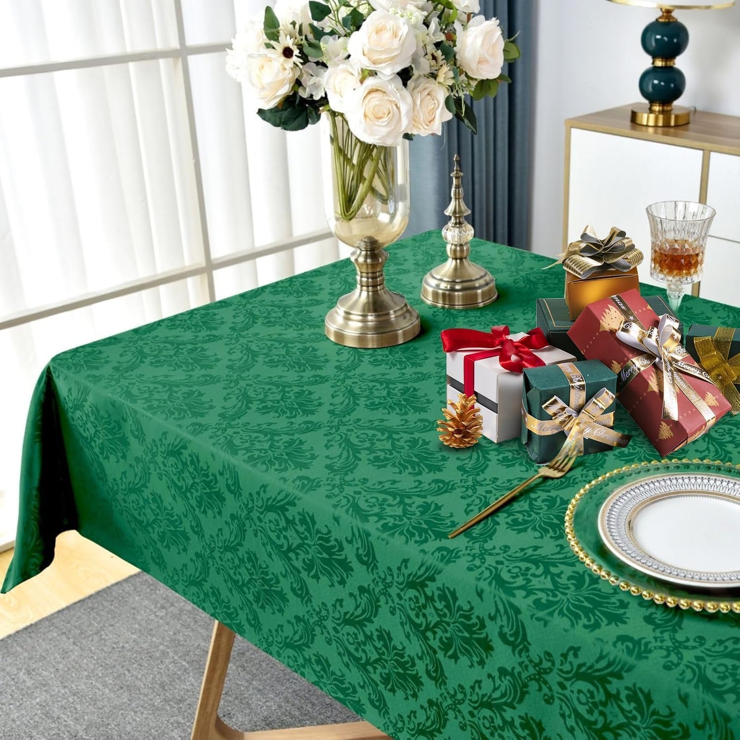 Christmas Green Square Jacquard Tablecloth, Damask Table Cloth, Spill Proof Wrinkle Resistant Tablecloths, Soft Polyester Oblong Table Cover for Holiday,Winter,Kitchen,Parties (Green, 52X52")