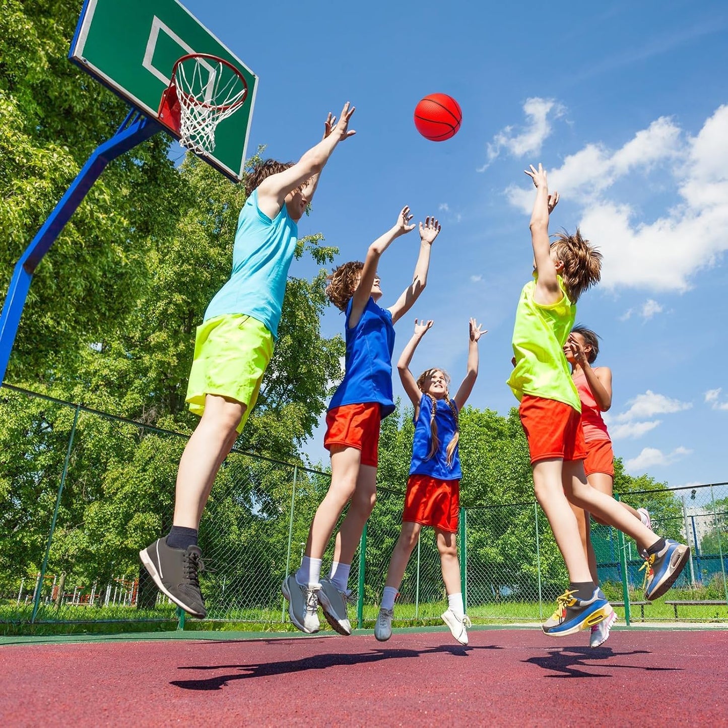 30Pcs 7" Mini Basketballs Balls Bulk, PVC Small Basketball for Over The Door Basketball Hoop Games Party Favors Indoor Outdoor Play Adults Kids Pool Beach Colorful
