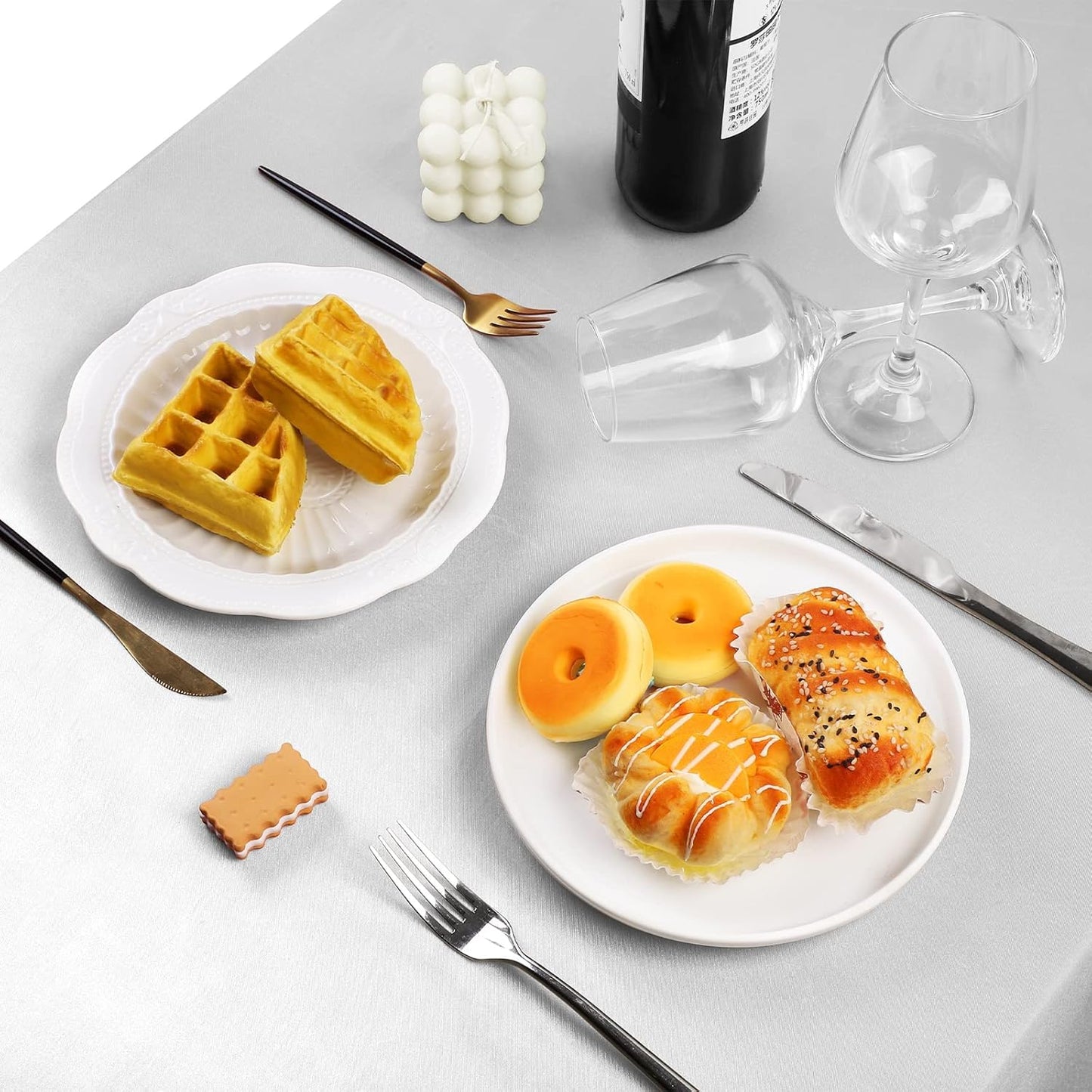 TURSTIN 4 Packs Silver Satin Tablecloth 102 x 58 Inch Overlay Satin Table Cover Rectangle Bright Silk Tablecloth Smooth Fabric Table Decoration for Wedding Banquet Party Events