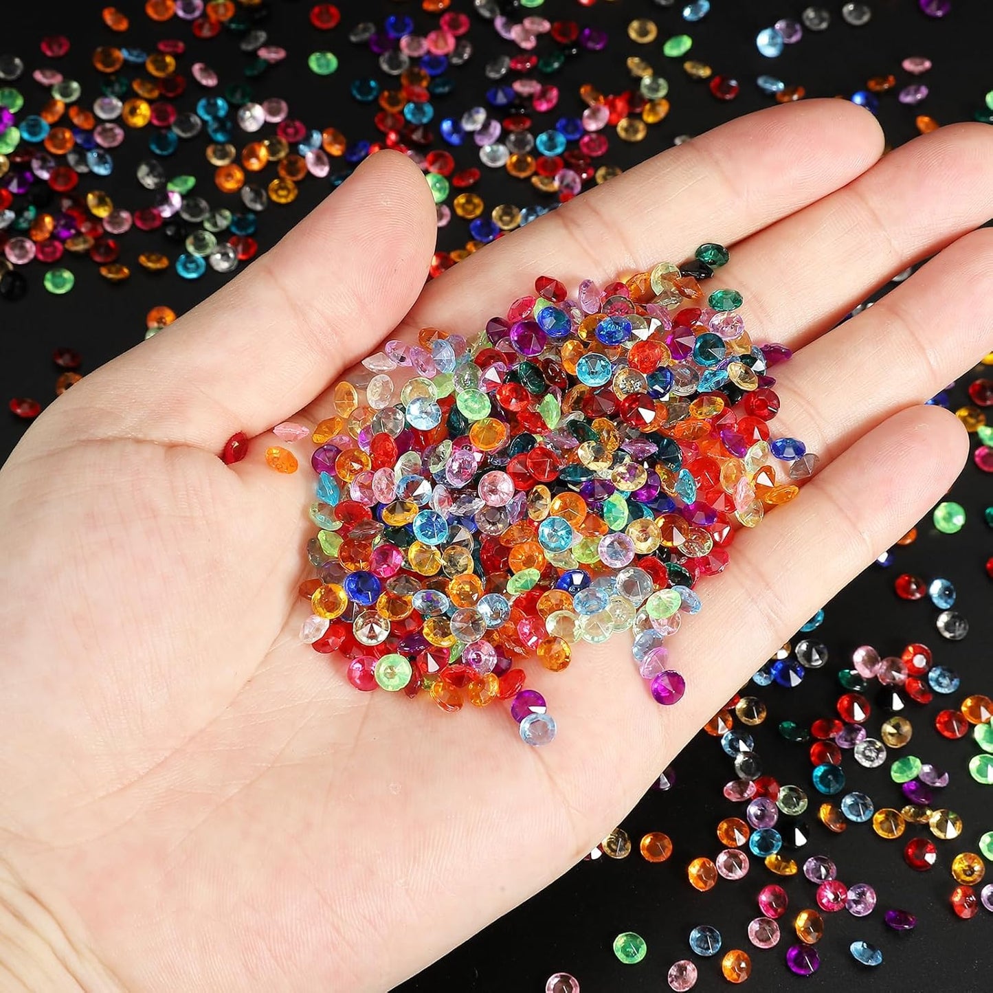 PATIKIL 4000 Pcs Wedding Table Scatter Confetti Crystals 6 mm Acrylic Diamonds Vase Fillers Gems for Table Centerpiece Decorations Party Vase Beads, Date Red