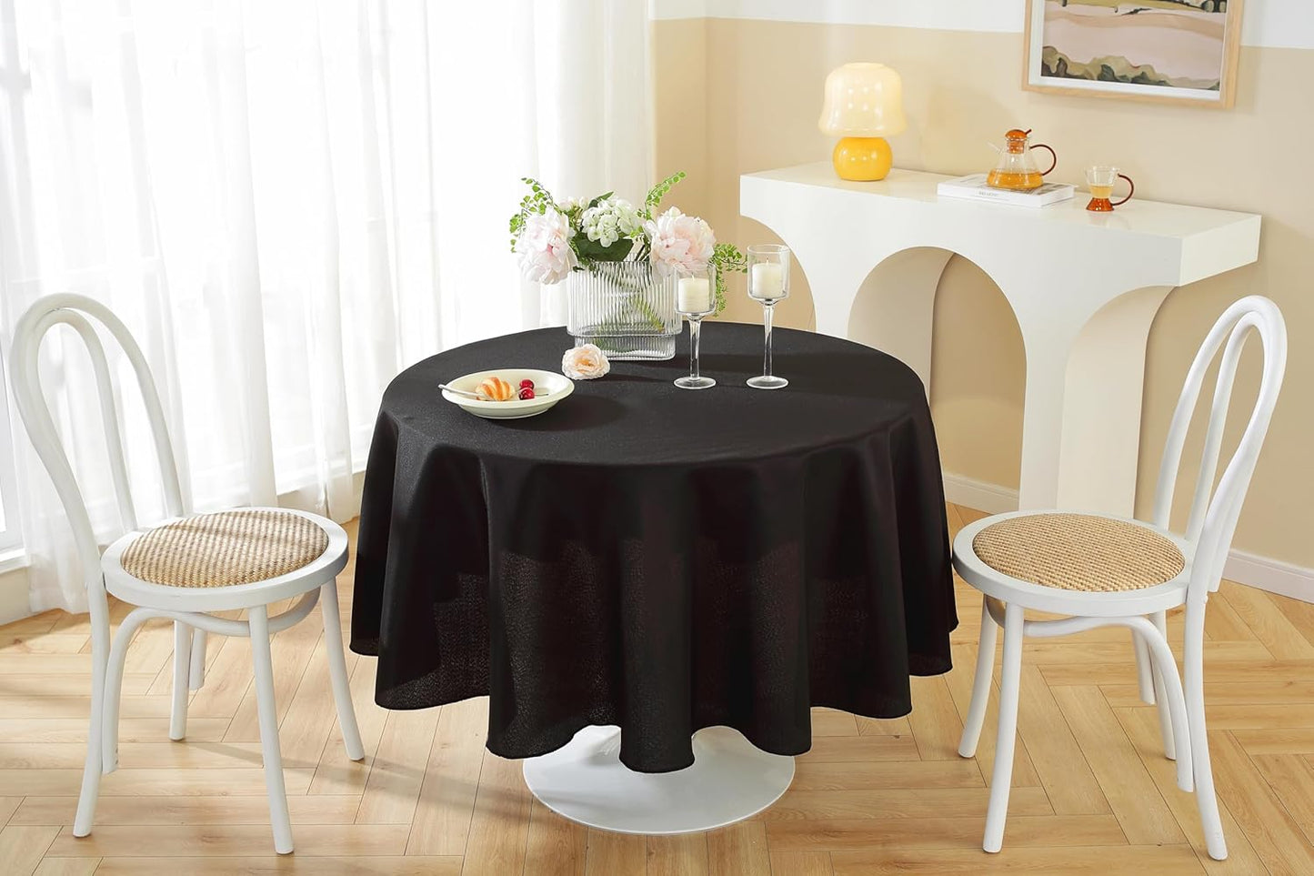 Craft And Party Round Tablecloth, 60 Inch Black Tablecloth, Polyester Fabric Washable Table Cloth for Home, Party, Wedding or Restaurant Use.