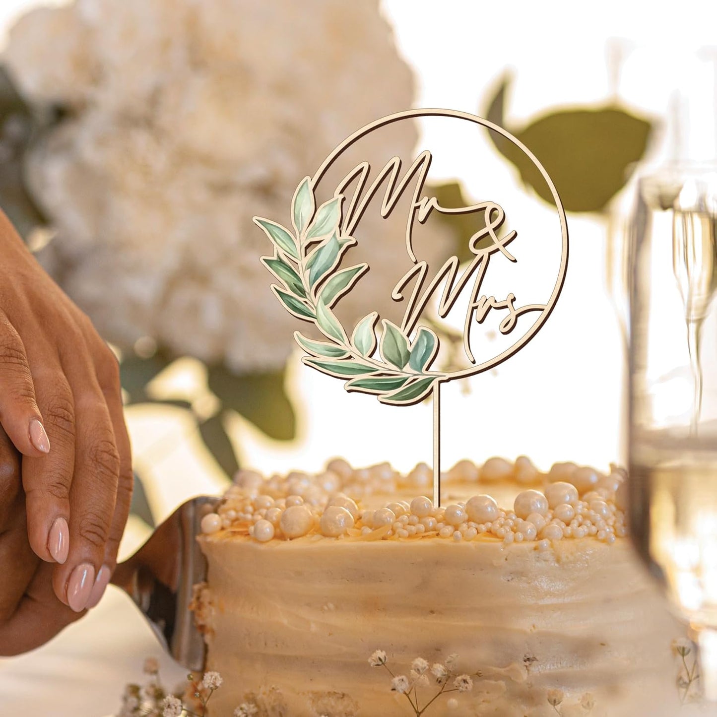 Wooden Mr and Mrs Wedding Cake Toppers, Rustic Wedding Cake Toppers Bride and Groom, Anniversary Cake Topper, Simple Cake Decoration