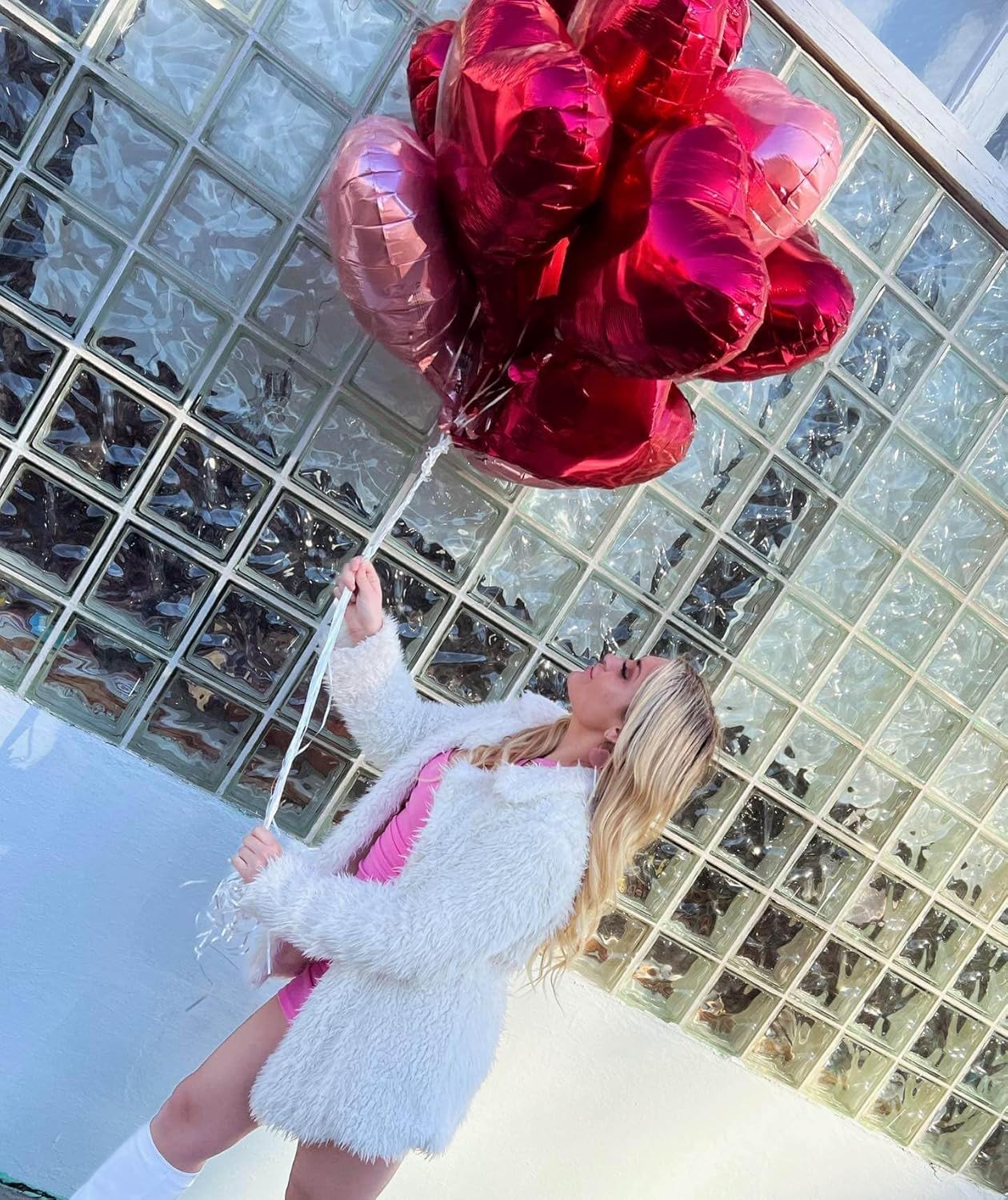 Red Heart Shaped balloons Pack of 10,18 Inch Love Valentine Balloons Pink Heart Romantic Balloons For Valentines Day Propose Marriage Wedding Bridal Shower Engagement Party Decorations