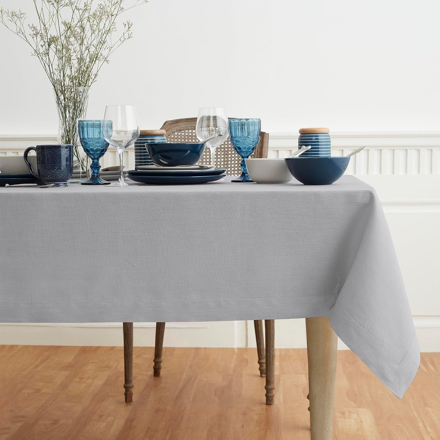 Solino Home Soft Grey Linen Tablecloth 60 x 90 Inch - 100% Pure Linen Table Cloth for Rectangle Tables - Fete, Machine Washable Tablecloth for Fall, Autumn, Thanksgiving, Christmas