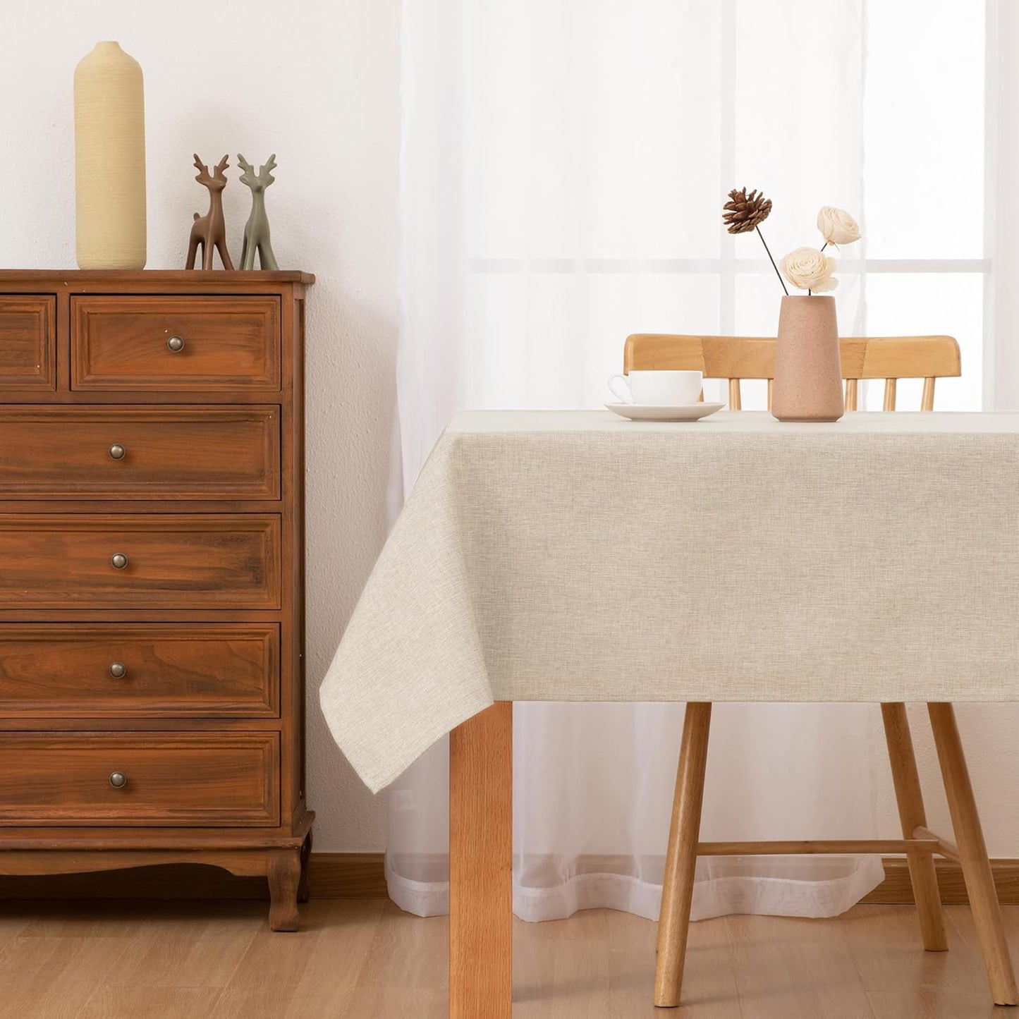 Hiasan Faux Linen Rectangle Tablecloth - Wrinkle and Stain Resistant Washable Table Cloth for Kitchen Dining Room Holiday Table Cover for Party Dinner, Beige, 60 x 84 Inch