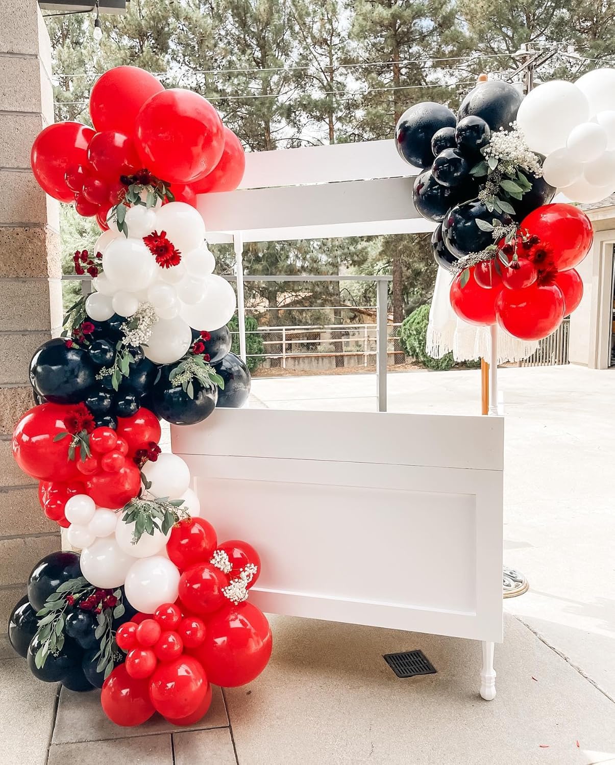 Red White Black Balloons Arch Kit, 124pcs Black White Red Confetti Balloons with 16ft Tape Strip & Dot Glue for Graduation Birthday Baby Shower Wedding Party Decorations