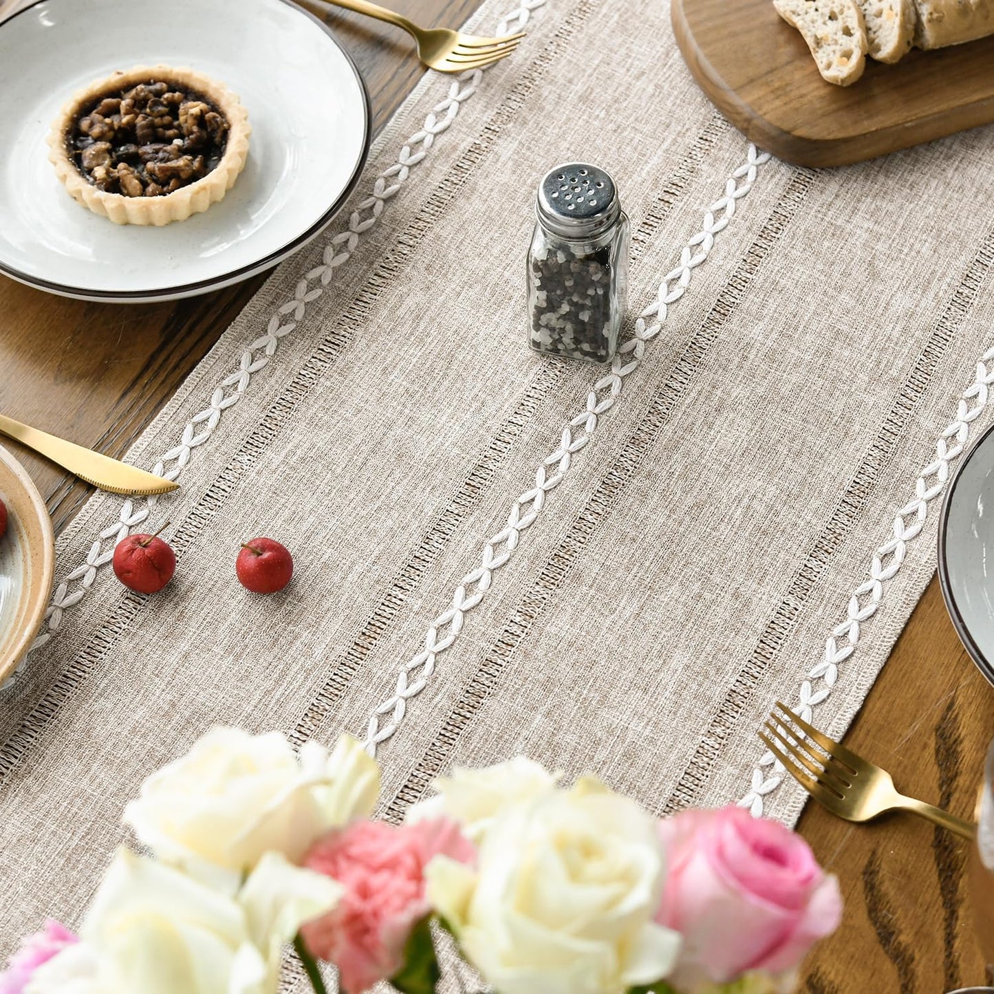 Artoid Mode Brown Rustic Cotton Linen Table Runner, Seasonal Embroidered Hollow Kitchen Dining Table Decoration for Home Party Decor 13x72 Inch