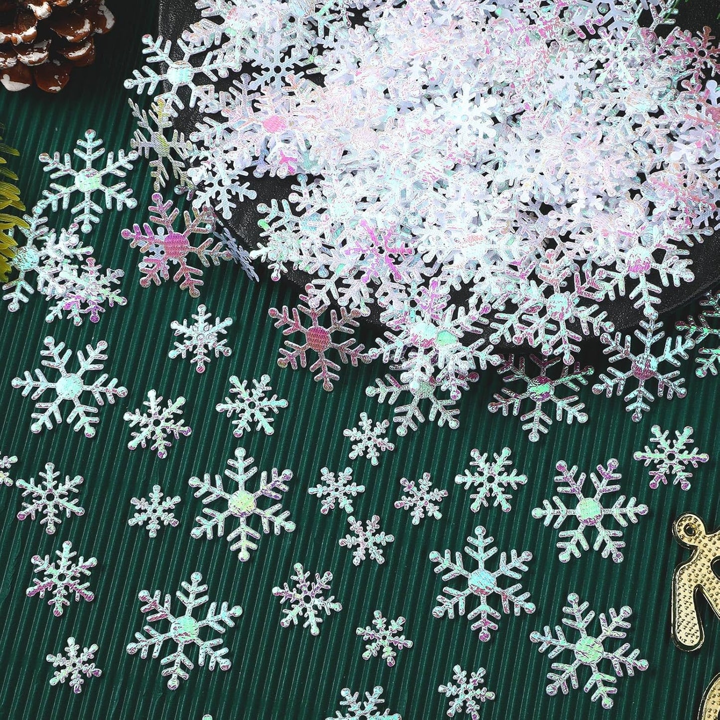 MARFOREVER Snowflake Confetti Decorations, Winter Snowflake Glitter Confetti White Snow Scatter Confetti Winter Wonderland Table Centerpiece for Winter Wedding Birthday Party Decor Supplies